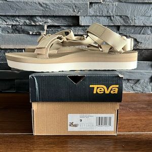 [BRAND NEW] Teva Women’s Midform Universal